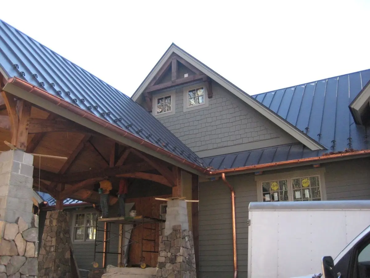 Craftsman Roofing team delivering quality roofing work in Hi-Nella